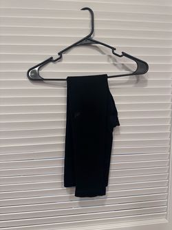 FABLETICS Leggings Women’s Medium Black Seamless Rib NWT (Authentic)