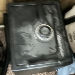 Floor Safe Medium/Large