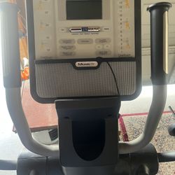 Nordic Track Eliptical