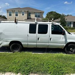 2008 Ford E-350