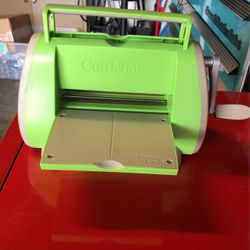 Cutllebug Provo Craft Arts And Craft Tool For Stamping