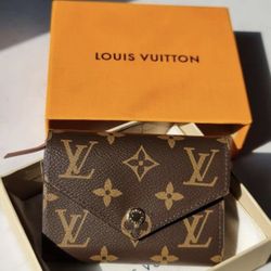 Victorine Wallet
