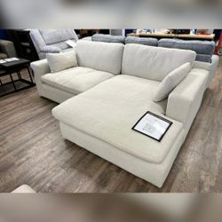 ELYZA LINEN 2-PIECE RAF CHAISE SECTIONAL