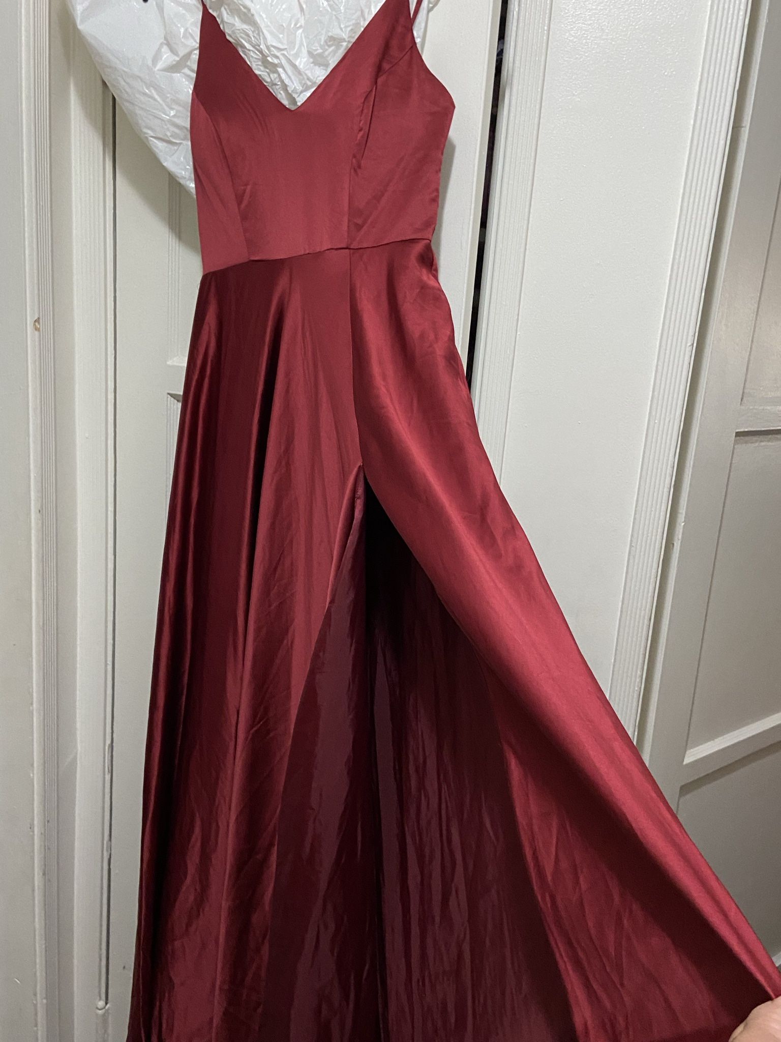 windsor burgundy dress Classic Glitz Glitter Knit Off-The-Shoulder Mini Dress in Burgundy | Size: M | Knit Fabric