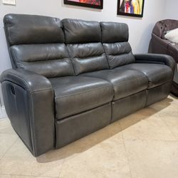 Italian Leather Living Room Set  2 + 3 recliner