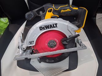 DeWalt XR Brushless Cordless Circular Saw