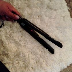 HOT Straightener Black 