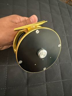 Fly fishing reel