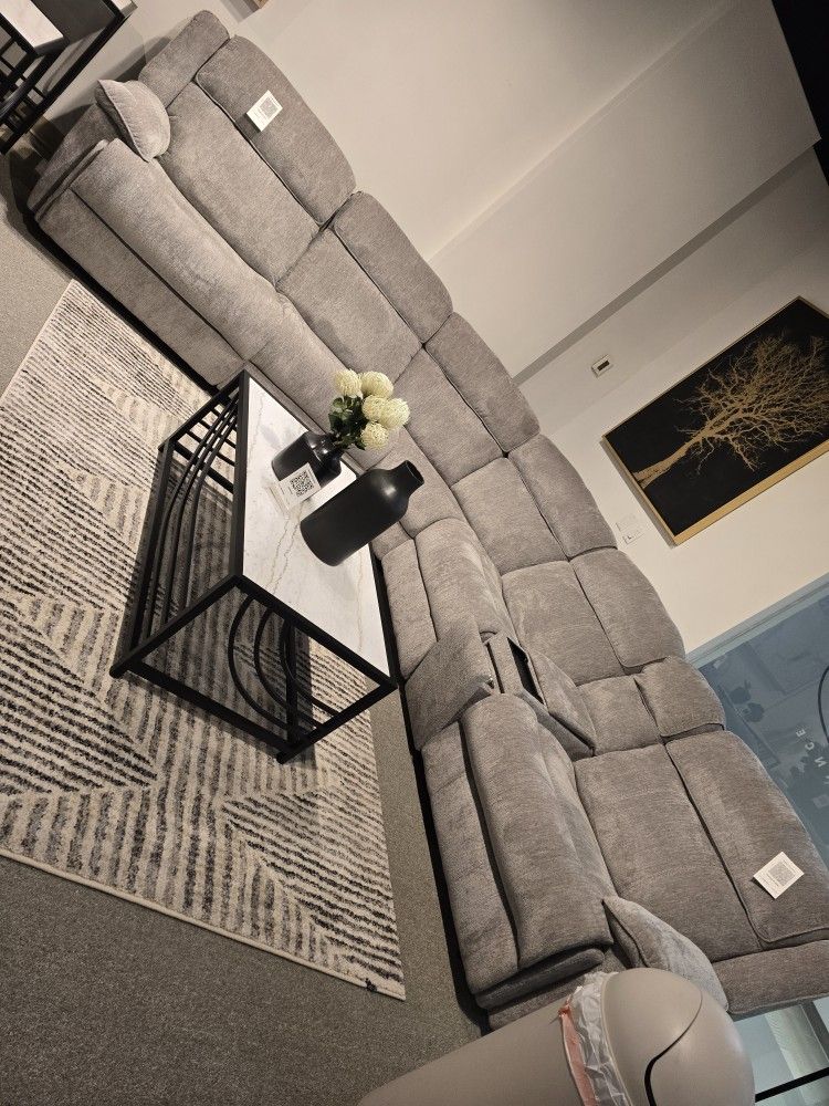✨️Reclining Sectionals Sofas ✨️ Furniture Sectionals, Bedrooms, Dining Avail