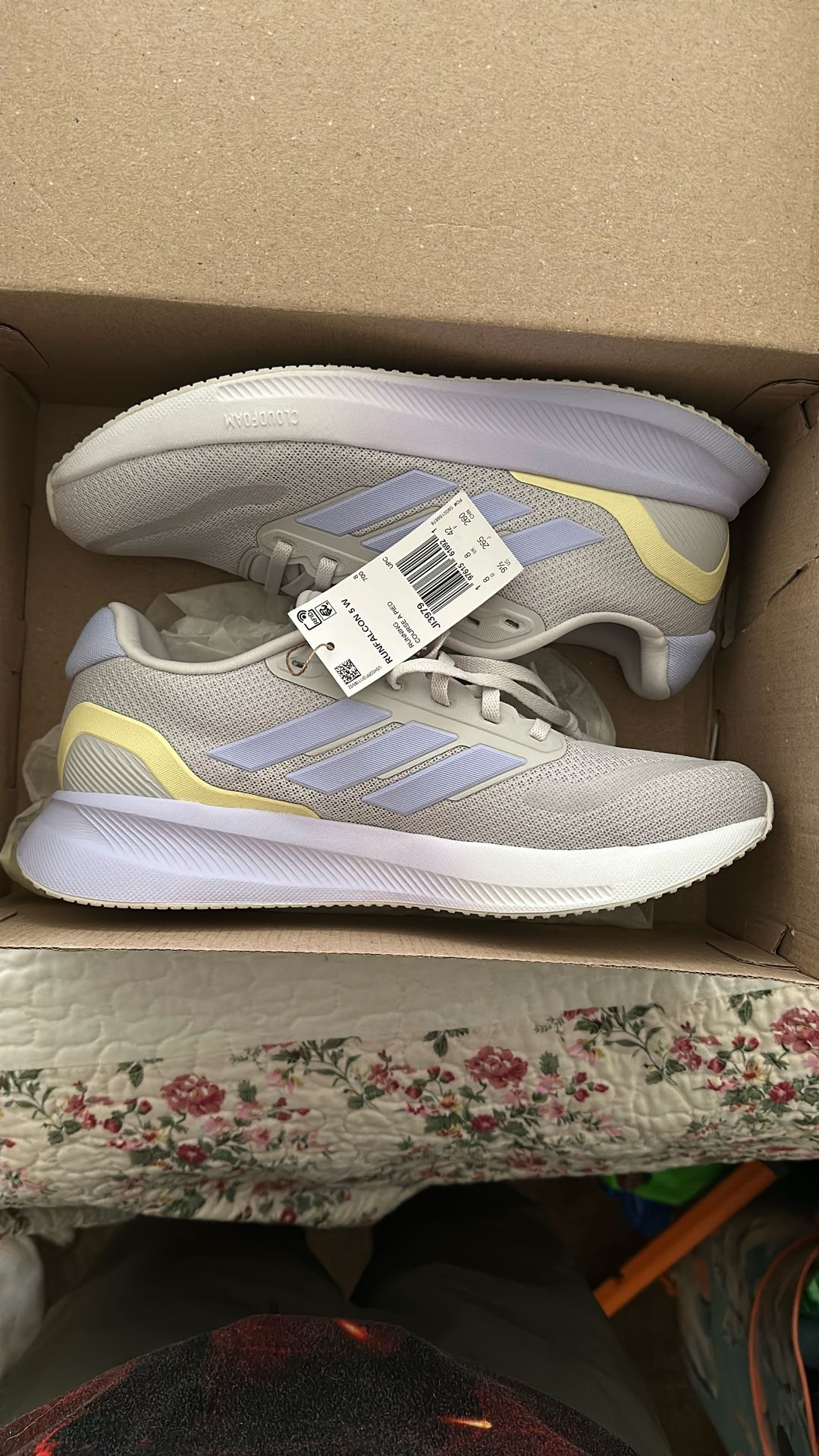 Woman’s Running shoes