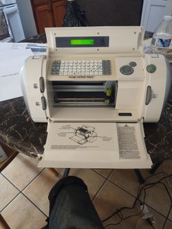 Cricut Personal Electronic Cutter Provo Craft