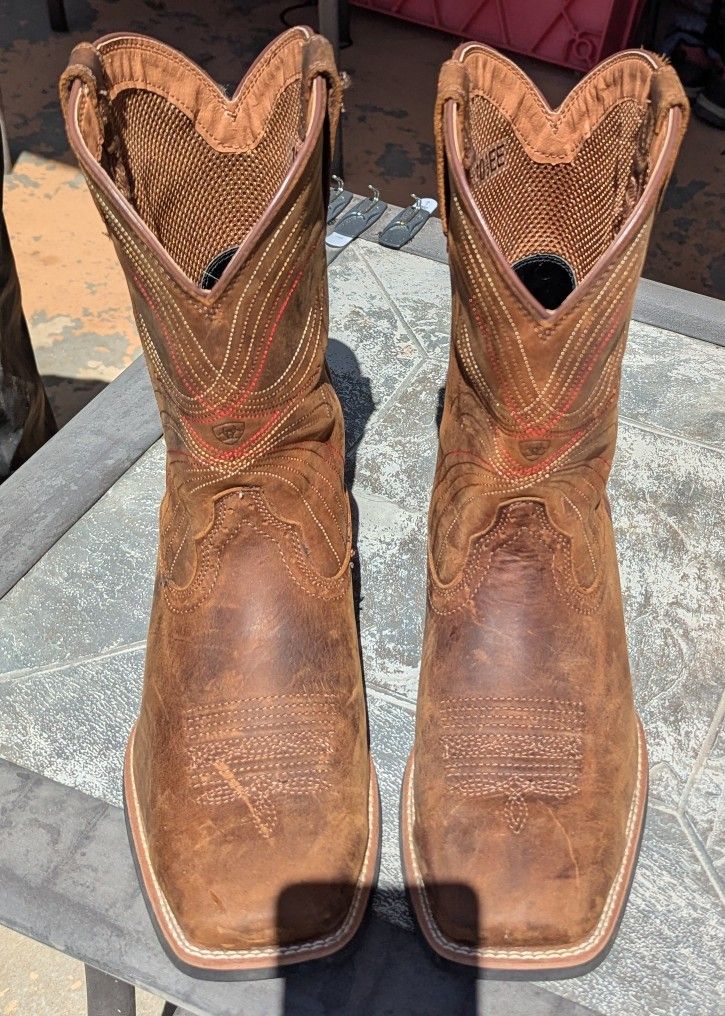 Western Cowboy Boots 10.5 EE Ariat $100 OBO (slightly used)