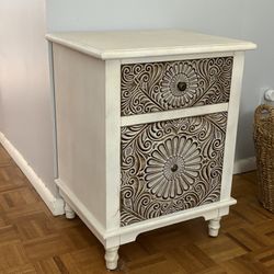 Vintage Accent Nightstand End Table