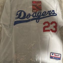 Autographed Adrian Gonzalez Dodger Jersey