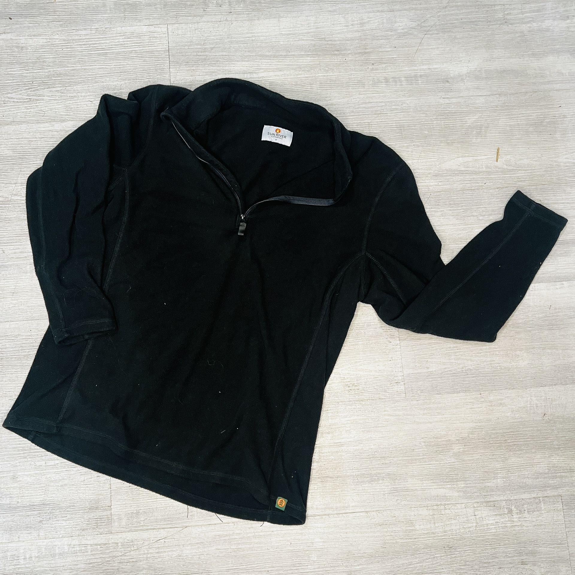 Sun River Fleece Medium Women’s Black Pullover