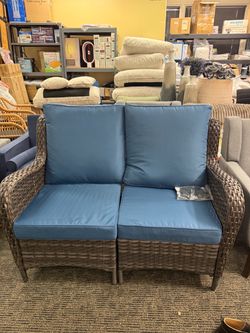 Outdoor Wicker Loveseat – Special Clearance Sale!