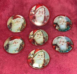 Vintage Christmas Santa Claus Coaster Set of 6 in Tin NEW!