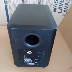 Klipsch Subwoofer CS700. Powered Subwoofer 300 watts. Power Cord Included. Works Perfect.