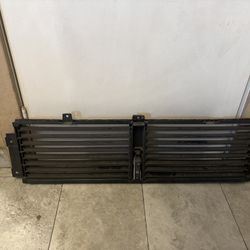 2018-2021 Chevy Traverse Shutter Grille