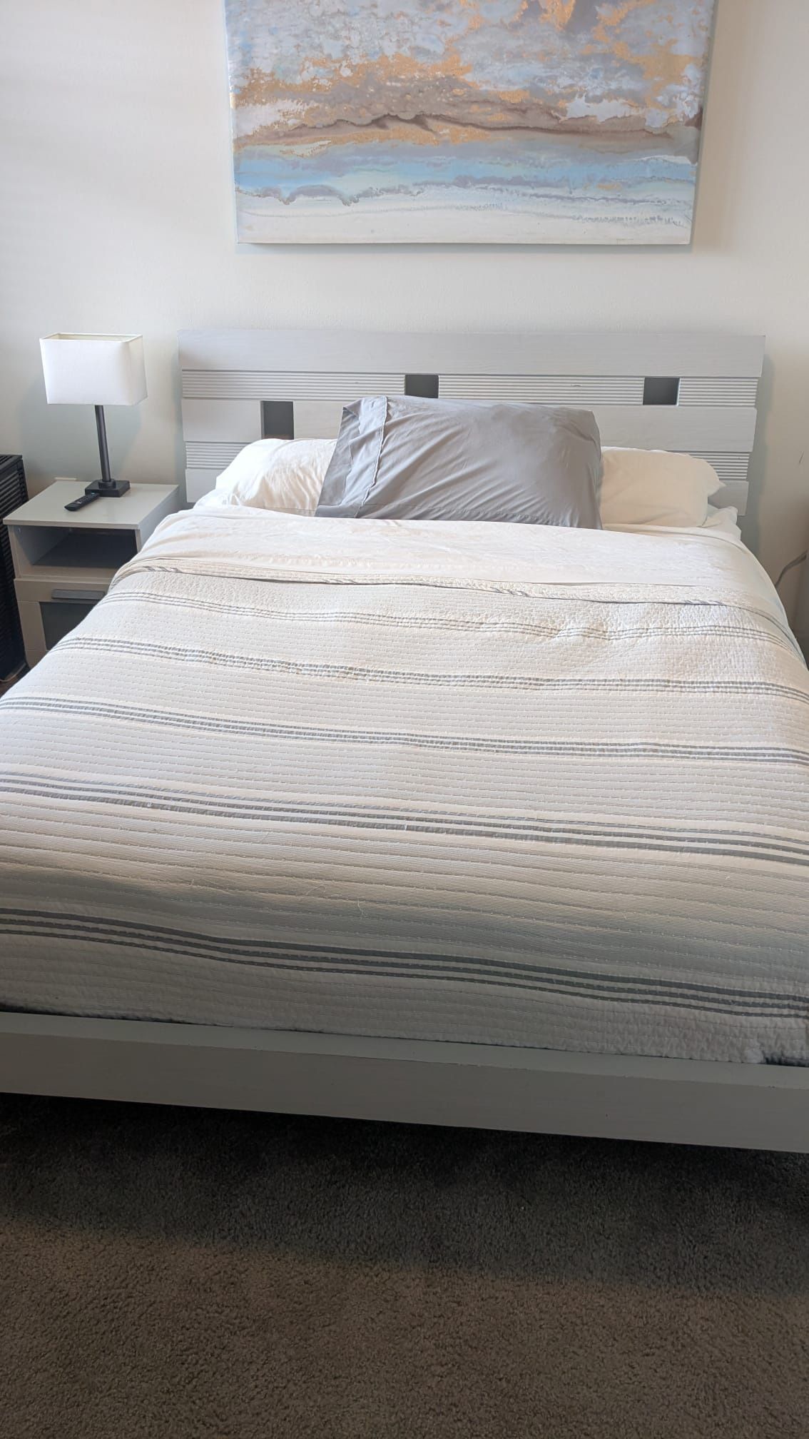 Bedroom Set (Pick up only)