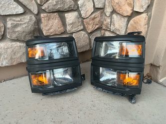 2014 Chevy Silverado headlights