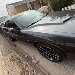 Dodge Challenger 2018 40,000 Miles 