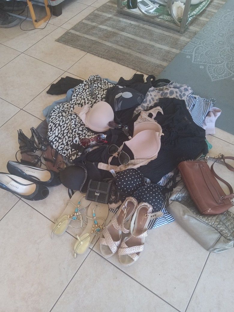 Shoes, Bras, Nice Small Size Clothes 