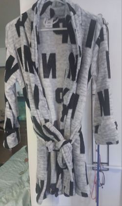 Pink Victoria secret black and grey robe