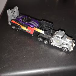 1998 Hotwheels Ford  Trailer Very Clean and collectable