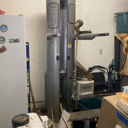 Freemotion Epic Dip/Chin Workout Machine 