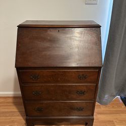 Wooden Bureau/Desk