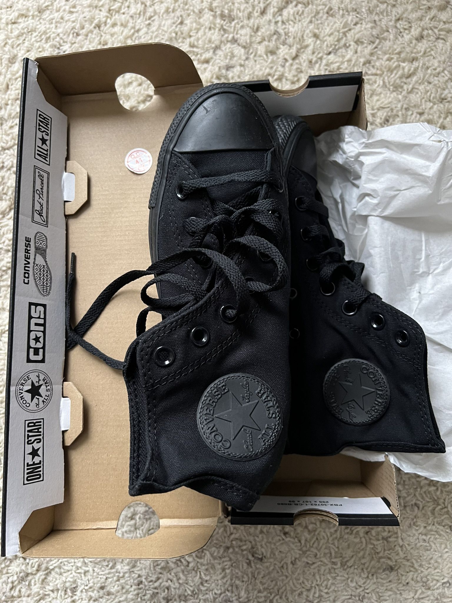 Black Converse (Chuck Taylor All Star Classic)