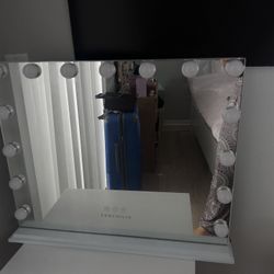 Vanity Mirror