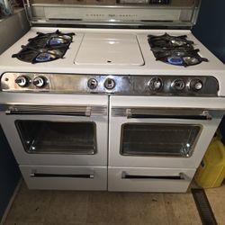 O'Keefe Merritt" GAS "Stove ☆ Double Oven with Star☆Burners 🌟 