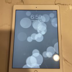 Apple iPad 5th Generation 128g
