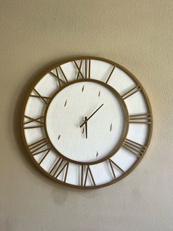 36in Large Decorative Gold Wall Clock
