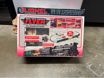 Lionel train set  - NY central flyer.