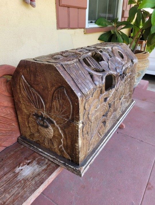 Carved Wood Vintage