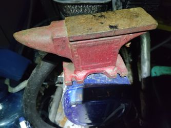 Cast Iron Blacksmith Anvil