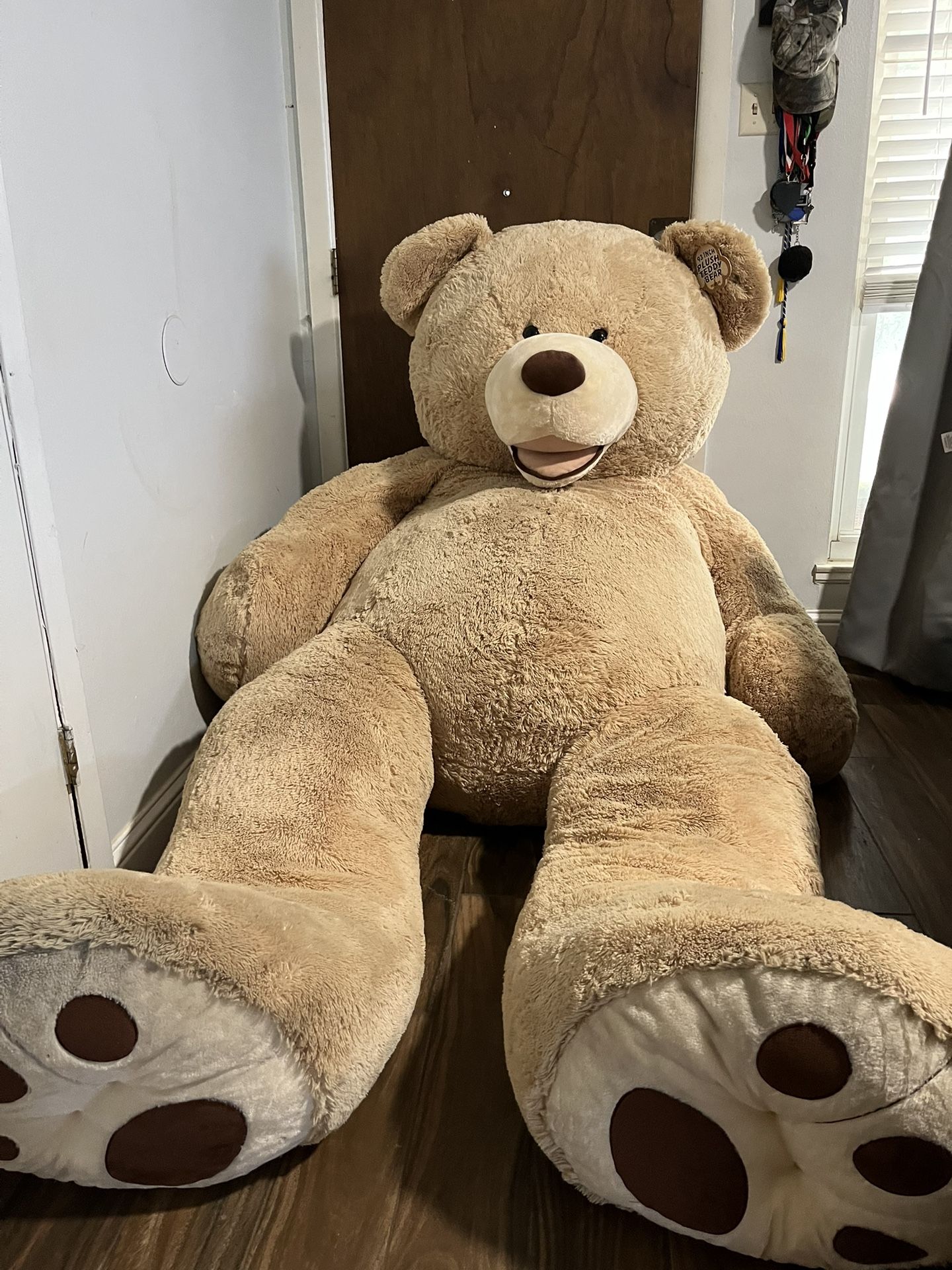 8 Foot Giant Plush Teddy