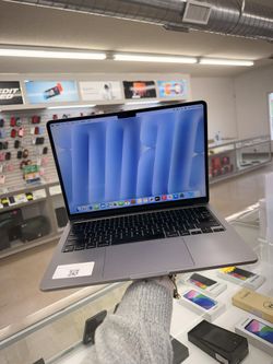 MacBook Air M3 256gb 8Ram