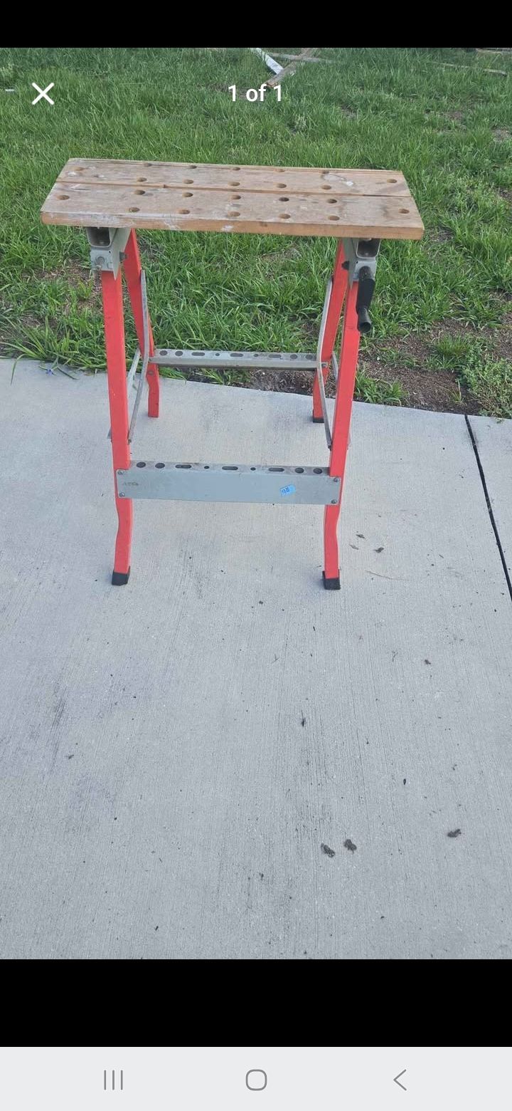 Portable Folding Workbench