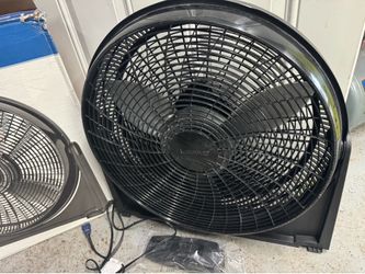 New Lasko Air Circulator 3 Speeds. You Must Pickup