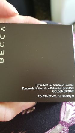 Becca Hydra mist set and refresh powder!