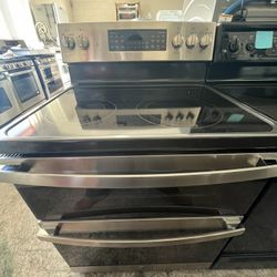 GE Stainless Steel Electric Range