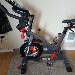 Schwinn IC4 Stationary Bike 