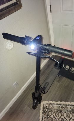 Scooter volpam sp03 charger included. 120 obo 110