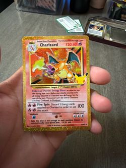 Charizard 30th Anniversary Pokémon Card