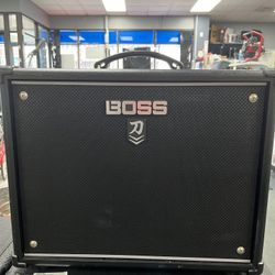 Roland Boss Amp (388)