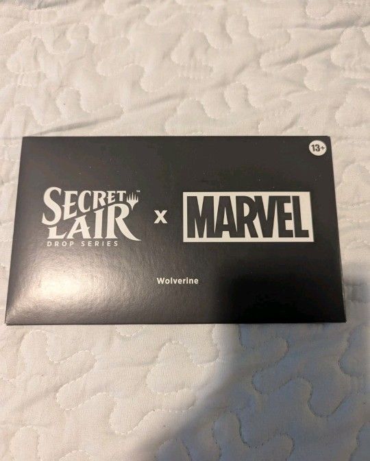 Secret LairXMarvel Wolverine Non-foil